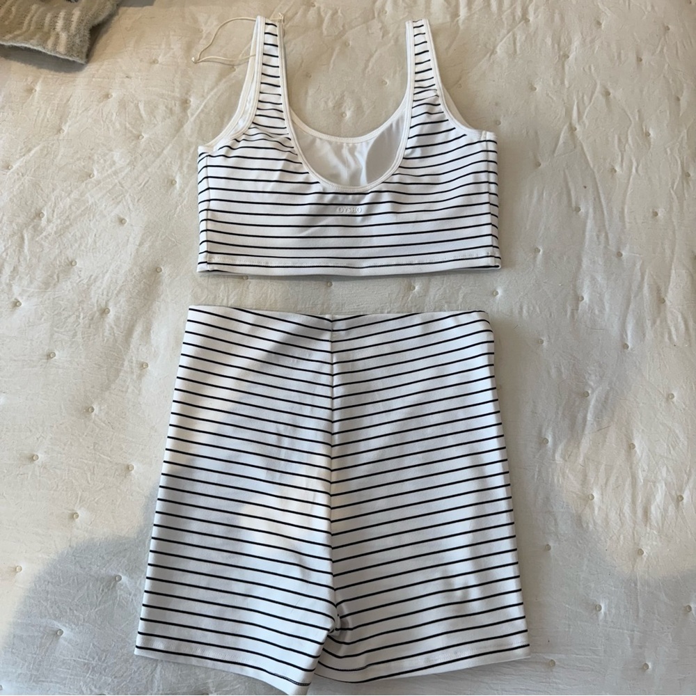 NWT Oysho striped activewear set - Picture 3 of 4